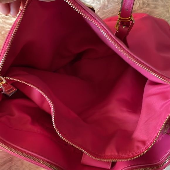 NWT Bebe Hot Barbie pink Tote Handbag - Picture 10 of 13